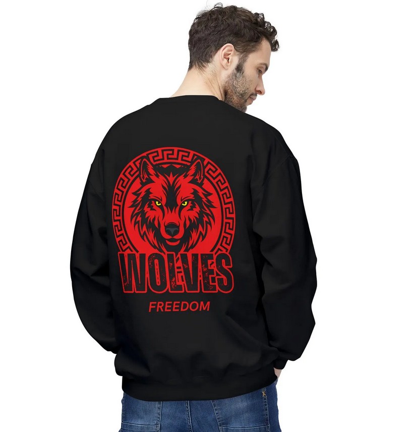 Wolves Freedom Sweatshirt, Cozy Gift for Wolf Lovers, Unisex Crewneck, Nature-Inspired Apparel, Perfect for Fall