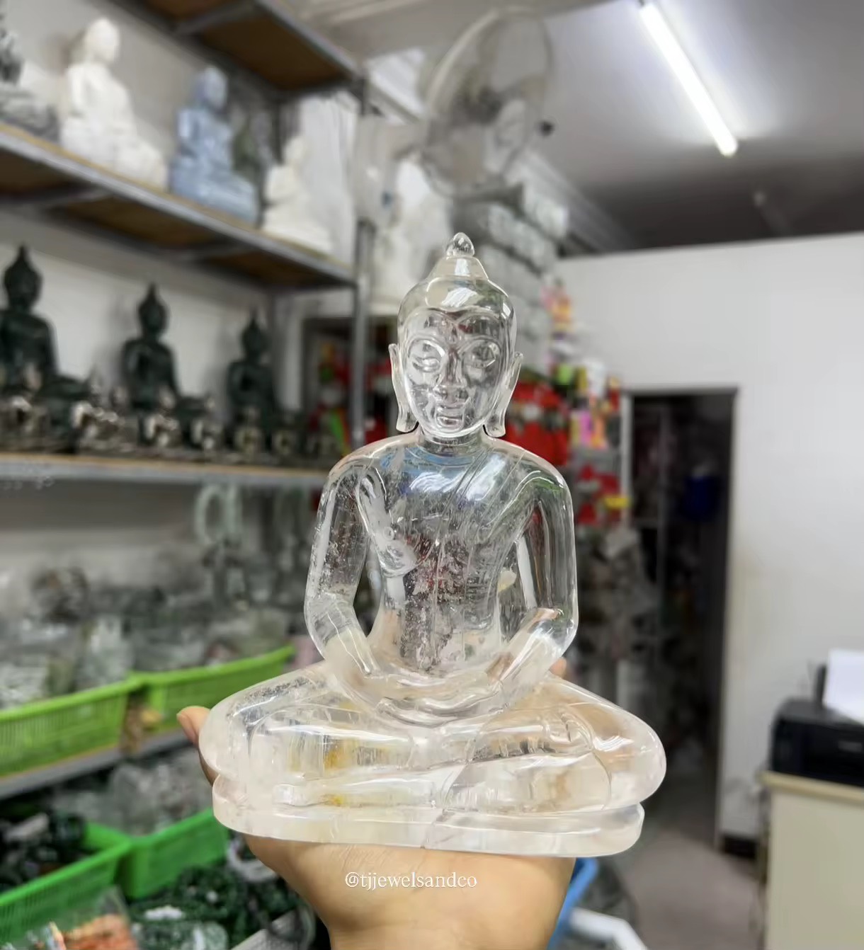 แกะสลัก พระแก้วเศียรโล้น หินจุยเจีย หน้าตัก 5นิ้ว  Premium Clear Quartz