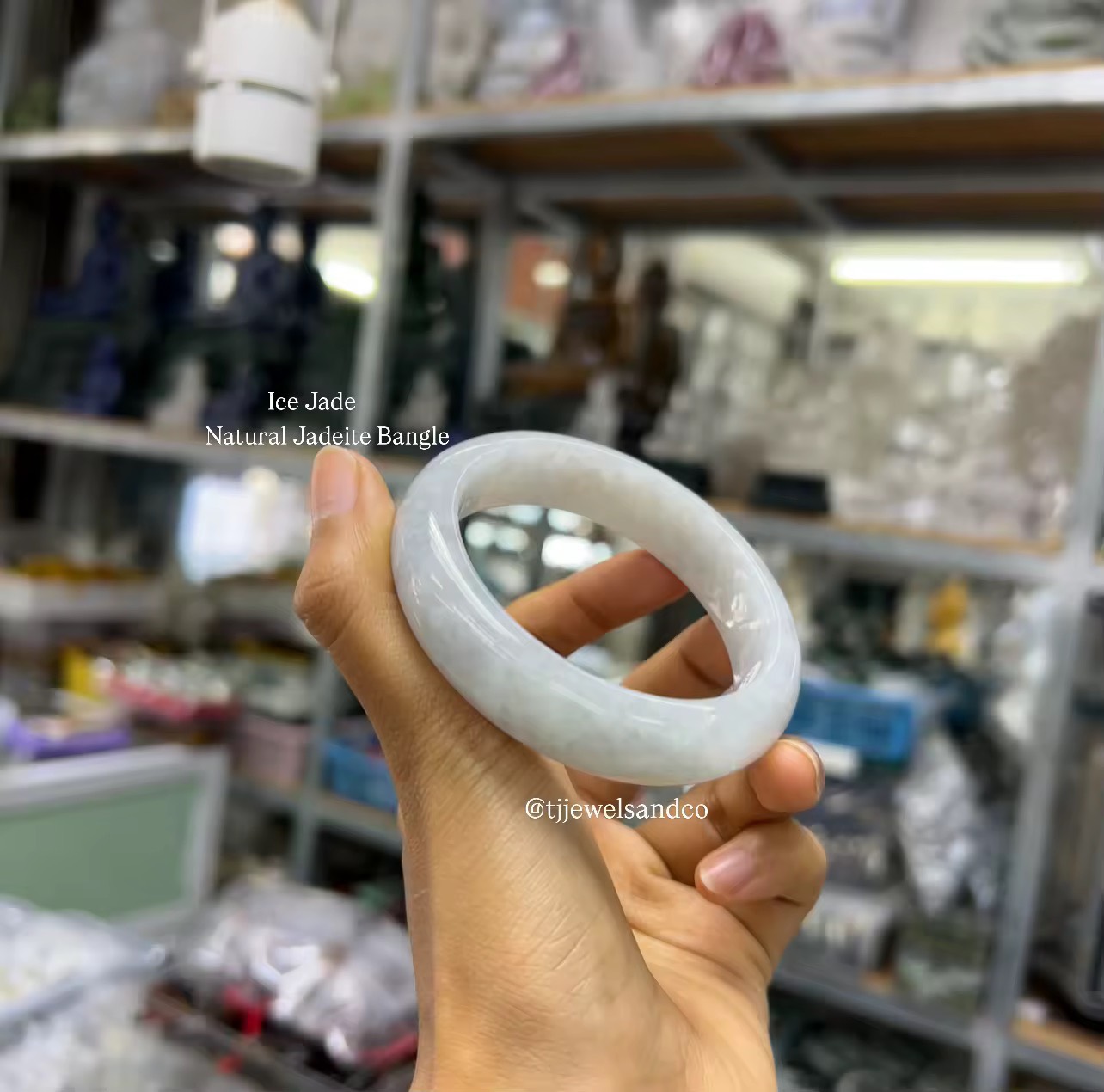 กำไลหยกเจไดต์ Ice Jade Natural Jadeite Bangle ไซส์55